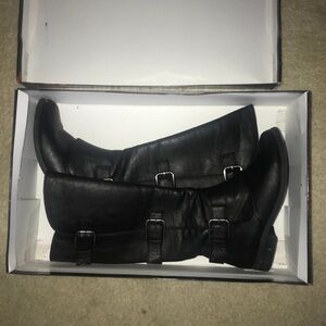 Fergalicious Boots (size 6.5) Black